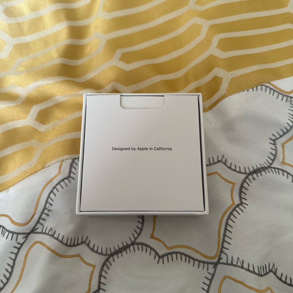 *Sealed* Airpods Pro - Picture 5 of 9